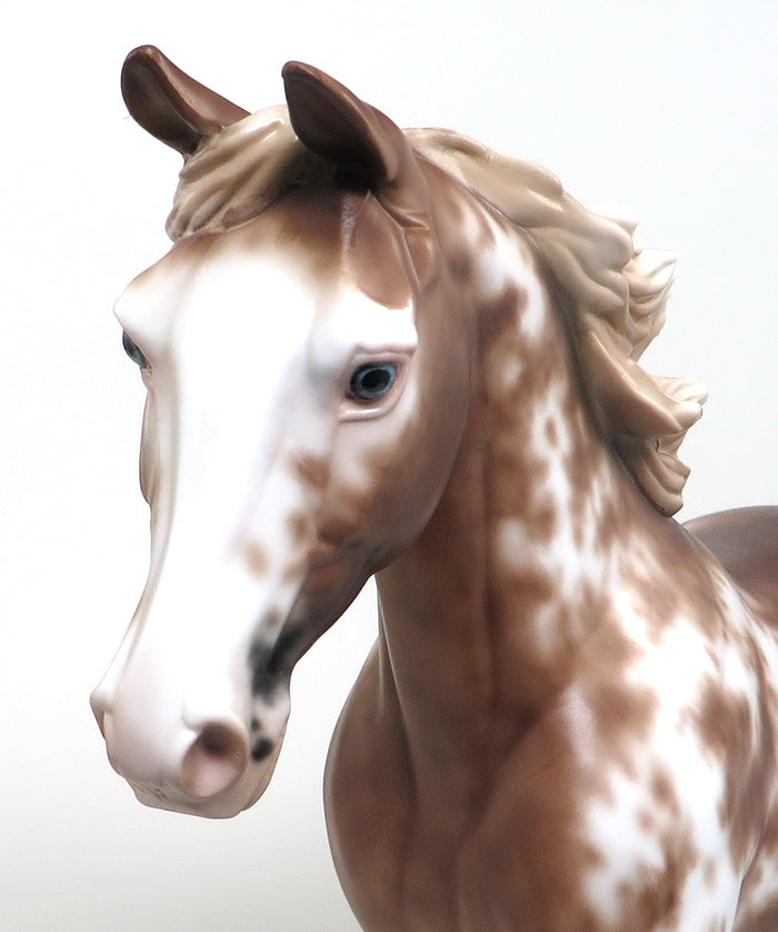 BLAZER - OOAK CHESTNUT SABINO PALOUSE MODEL HORSE by SHERYL LEISURE - 1/25