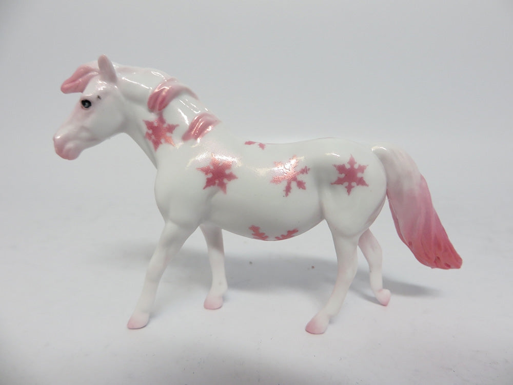 PINK GLITTER-PINK SNOWFLAKE DECORATOR PONY CHIP 12/08/17