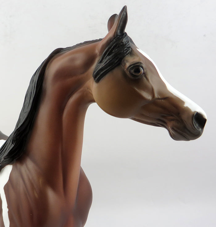CATCH THE WIND-OOAK BAY ARABIAN MODEL HORSE 12/28