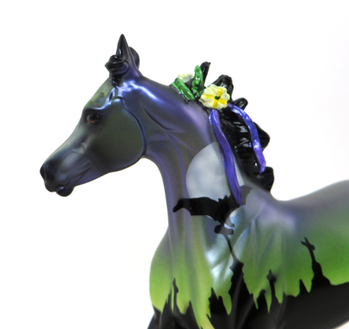 GRAVE DIGGER 5-YEARLING-GREEN-HALLOWEEN DECORATOR-OOAK 10/7