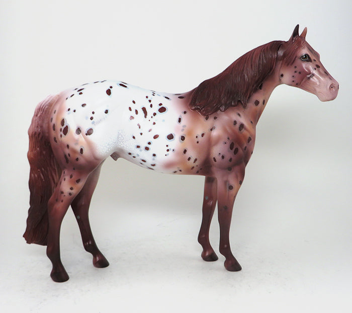 LIMITED EDITION MODEL HORSE 