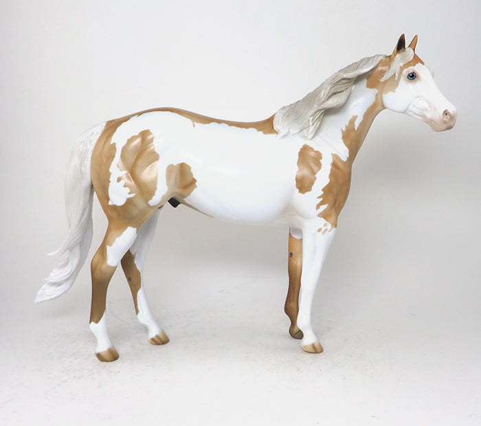 ISH Model Horse