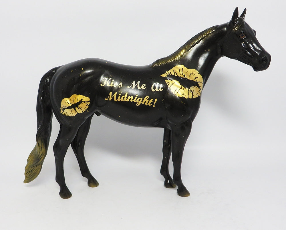 KISS ME AT MIDNIGHT-OOAK NEW YEARS DECORATOR ISH MODEL HORSE 1-4-18