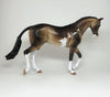 Thoroughbred Model Horse 