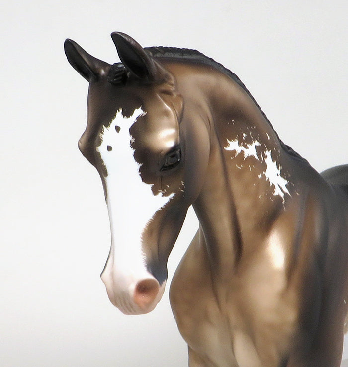 SHERYL LEISURE MODEL HORSE