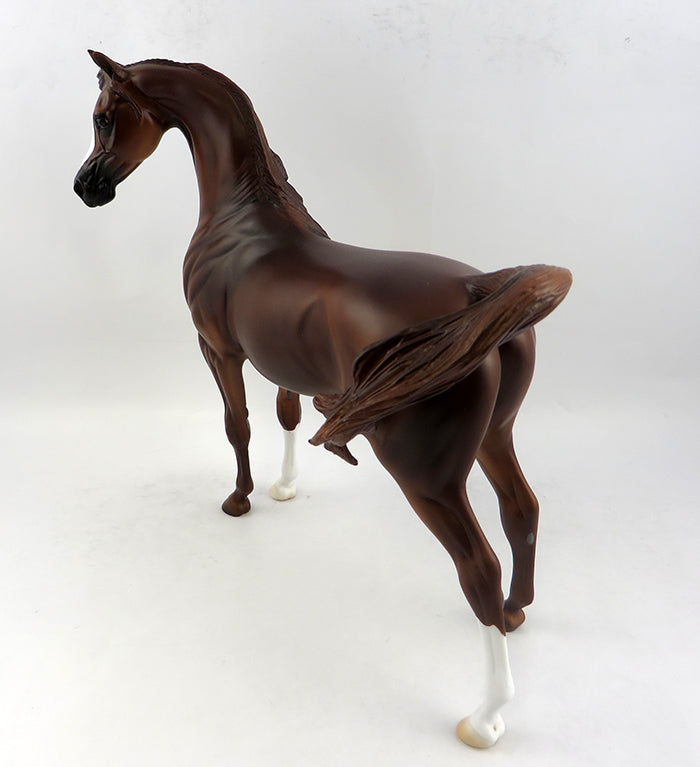 ECHO BAR JOKER-OOAK CHESTNUT ARABIAN MODEL HORSE 12/22