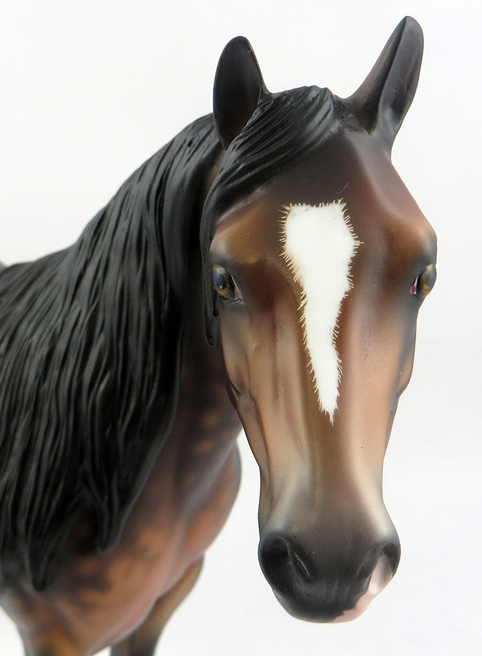 KISS MY ZIP-OOAK STAR DAPPLE BAY ISH BY SHERYL LESIURE MODEL HORSE 12/22