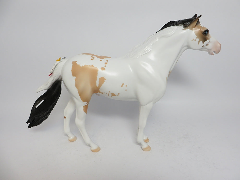 LITTLE BIRD-LE-6 CUSTOM MUSTANG PALOMINO PAINT WHS 2017