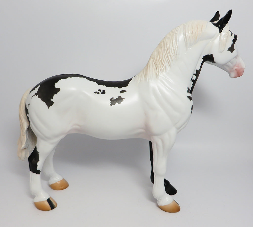 GOOCH~OOAK DAPPLE GREY PINTO STANDING DRAFTER MODEL HORSE 6/2/17