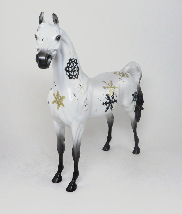 AURUM- OOAK -ARABIAN HOLIDAY DECORATOR MODEL HORSE 12/11