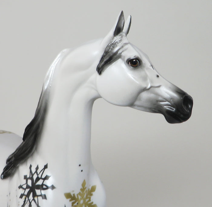 AURUM- OOAK -ARABIAN HOLIDAY DECORATOR MODEL HORSE 12/11