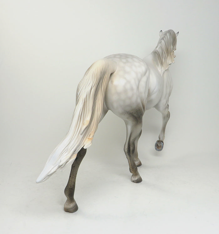 REEDUS - OOAK DAPPLE GREY TENNESSEE WALKER MODEL HORSE - 1/29