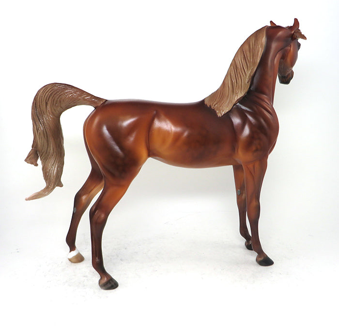 MIA FIORE - OOAK CHESTNUT ARABIAN MODEL HORSE 12/10