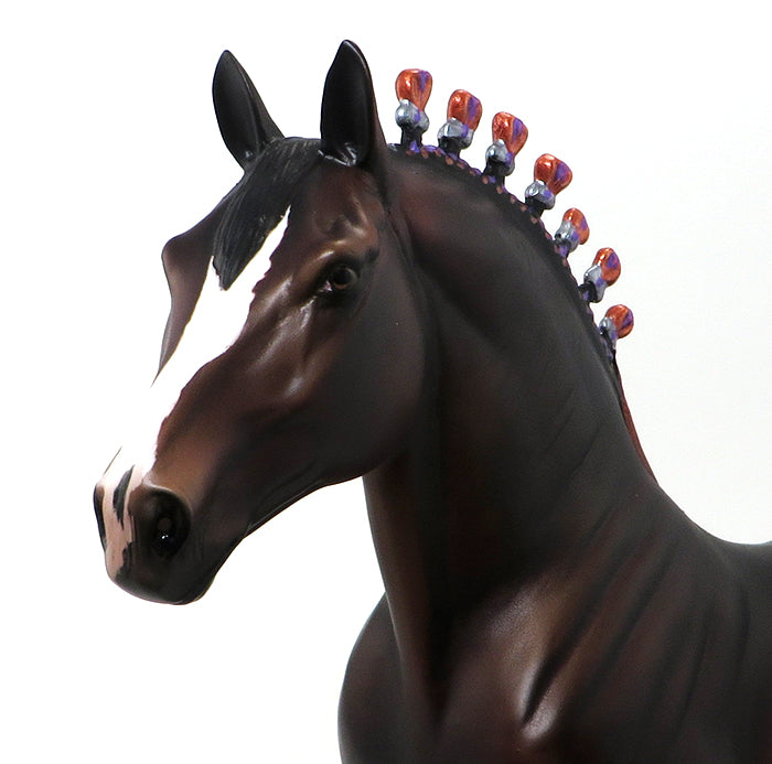 STANDING DRAFTER MODEL HORSE
