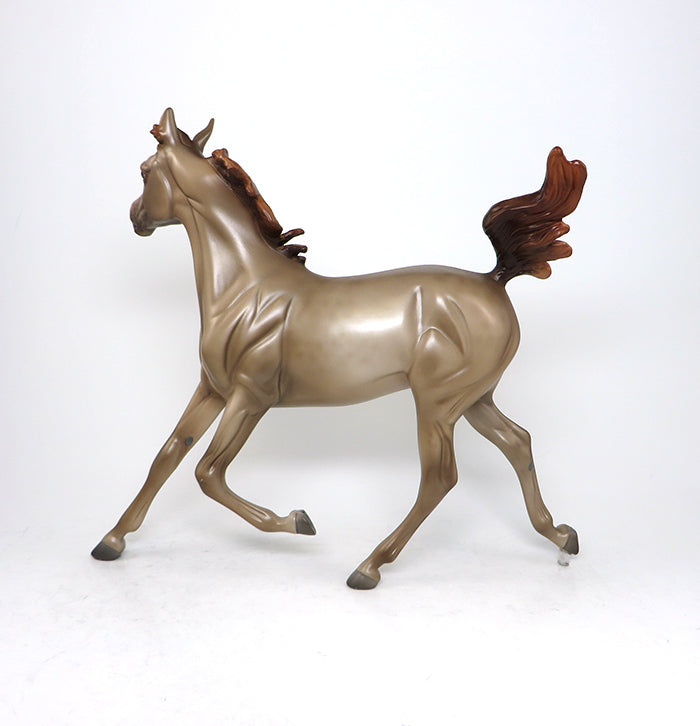 FLO - OOAK REVERSE DAPPLE CHAMPAGNE YEARLING MODEL HORSE by SHERYL LEISURE - 1/29