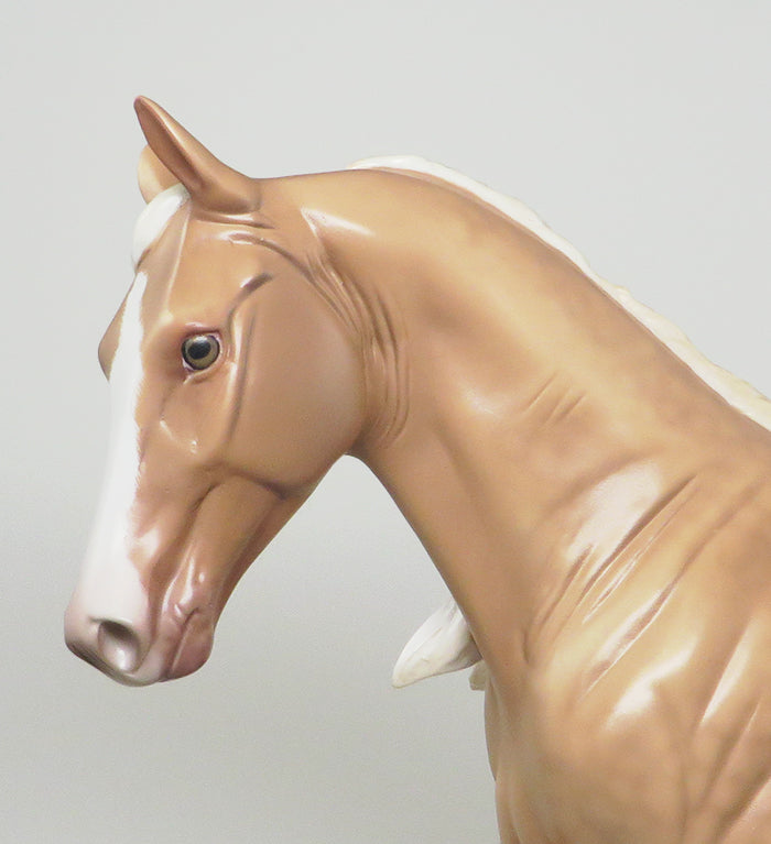 KINGSMAN - OOAK DAPPLED CHAMPAGNE PALOMINO TENNESSEE WALKER MODEL HORSE by SHERYL LEISURE - 1/29