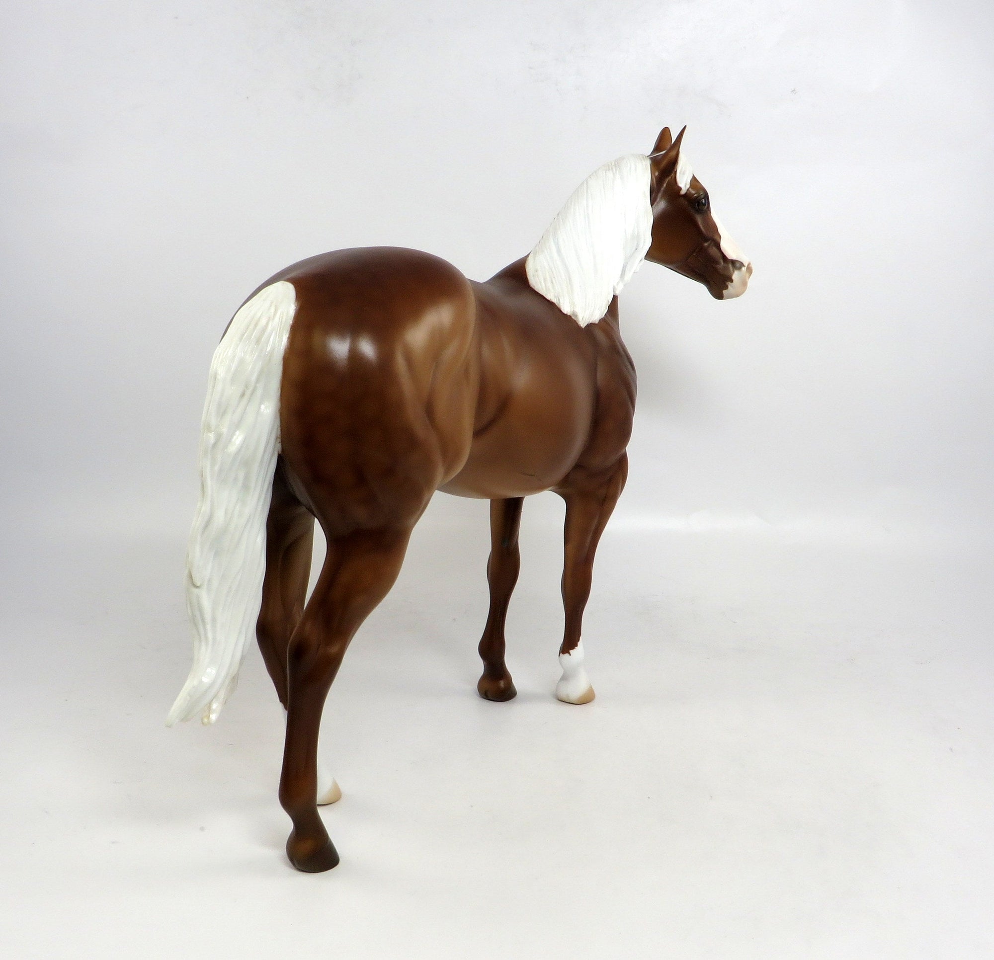 THE FRENCHMEN-OOAK DARK DAPPLED PALOMINO ISH MODEL HORSE 12/30