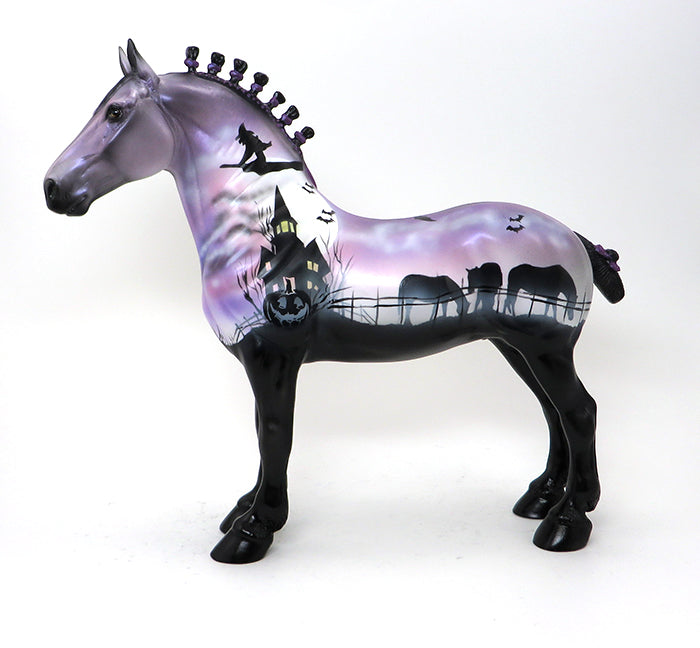 DECORATOR MODEL HORSE
