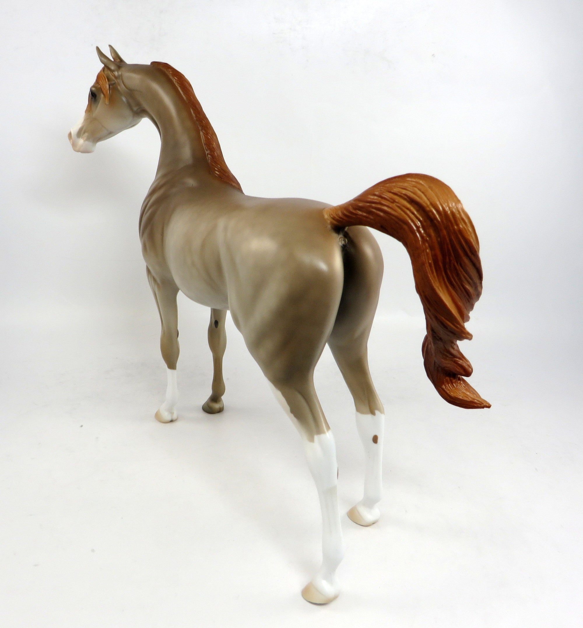 BARRACUDA-OOAK DAPPLE CHESTNUT ARABIAN MODEL HORSE 12/30