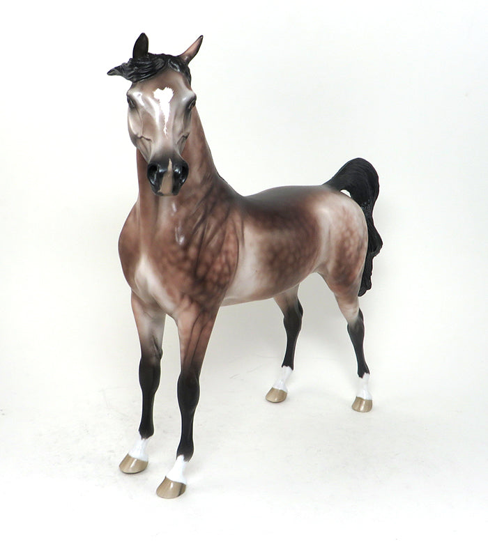 DAPPLE MODEL HORSE
