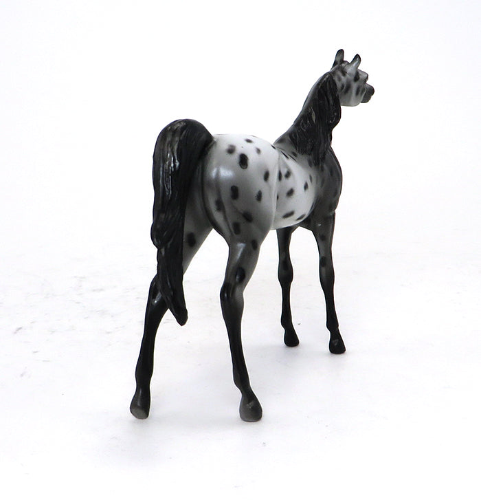  ARABIAN CHIP MODEL HORSE