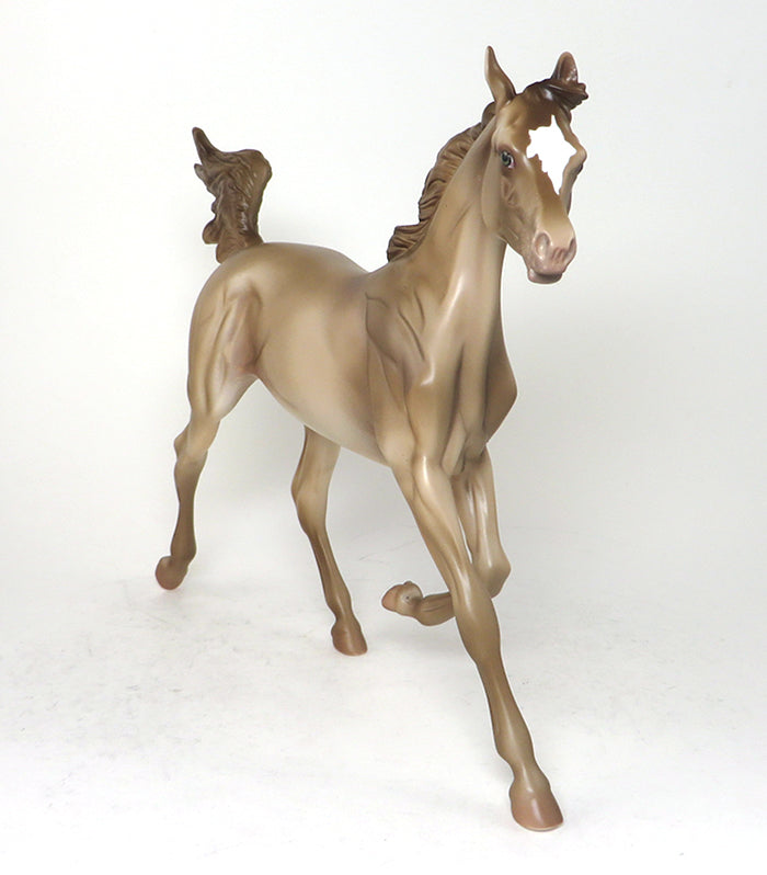 BUBBLES OF HAPPY - OOAK CHAMPAGNE YEARLING MODEL HORSE - 1/29