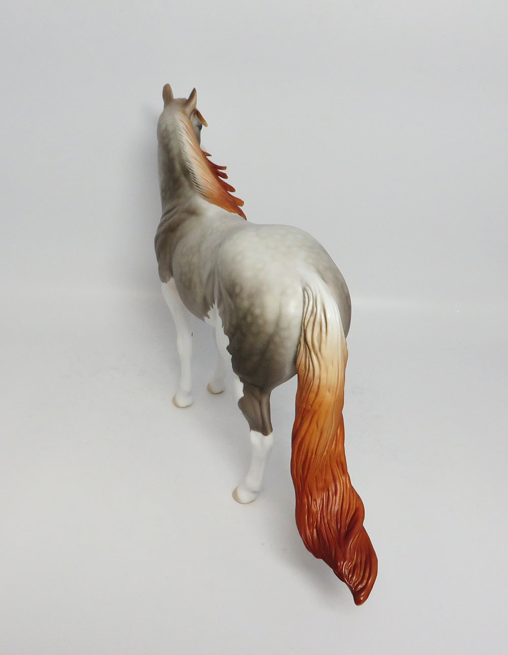 GROUND COVER-LE-4 GREY SPLASH ISH MODEL HORSE BY DAWN QUICK 12/27/17