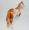 FREEDOM IS GOLDEN~OOAK CHESTNUT SABINO ISH MODEL HORSE