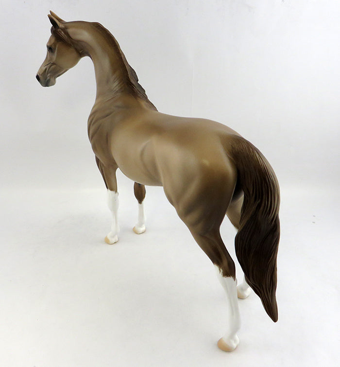 CHARMING IMAGE-OOAK CHESTNUT ARABIAN MODEL HORSE 1/6/17