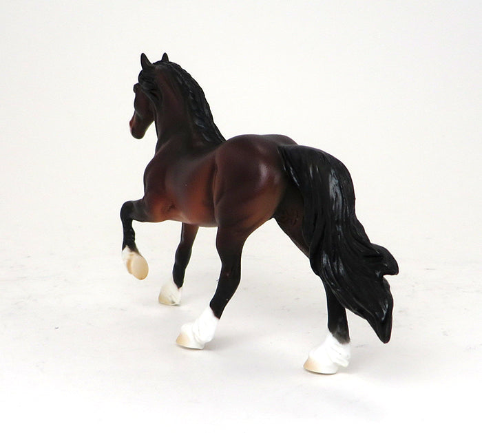BAY MODEL HORSE