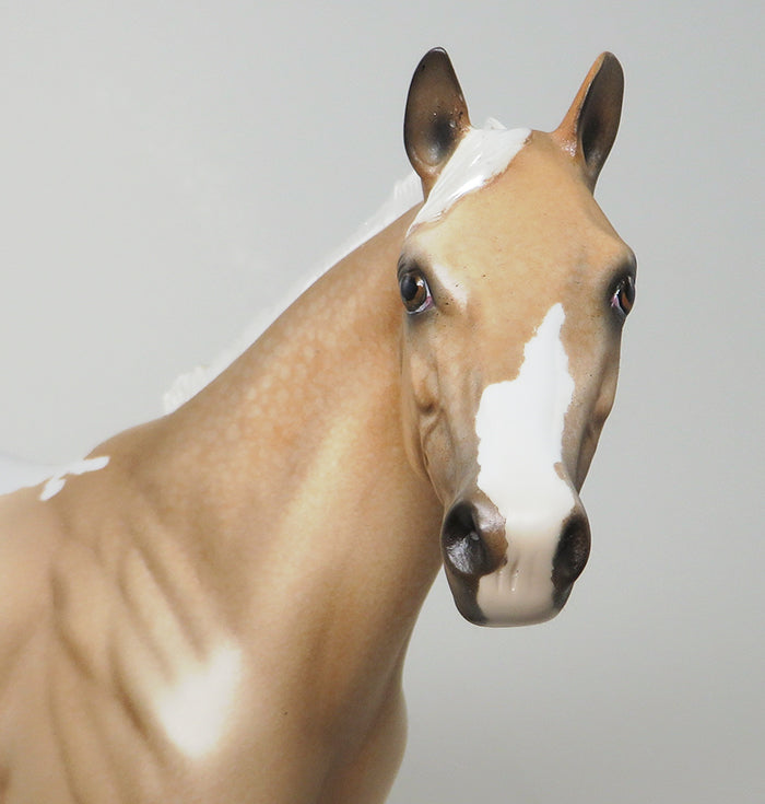  ISH MODEL HORSE