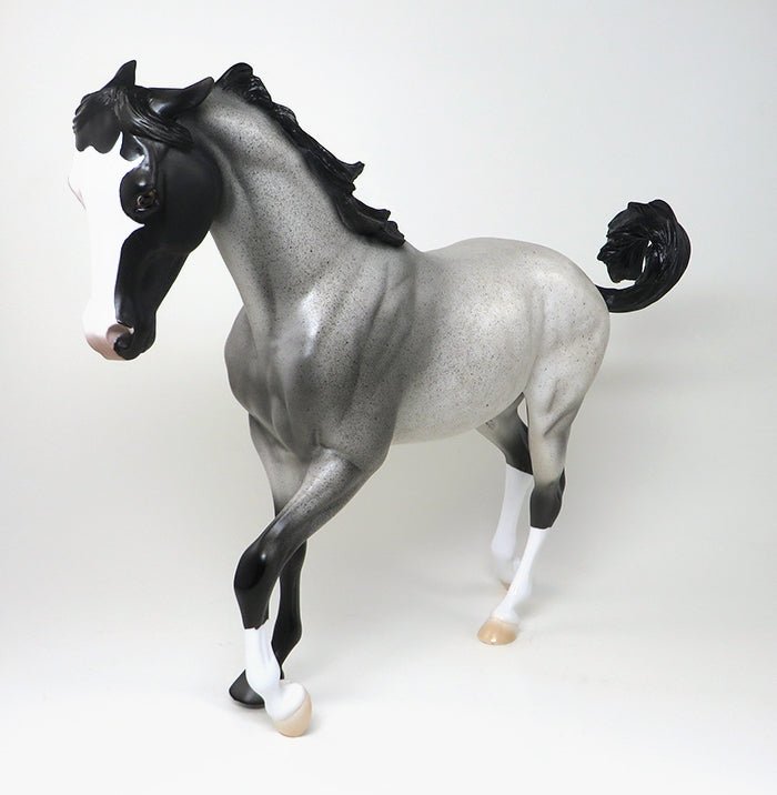 BLUE BAYOU~OOAK-BLUE ROAN PINNED EAR THOROUGHBRED MODEL HORSE 12/16