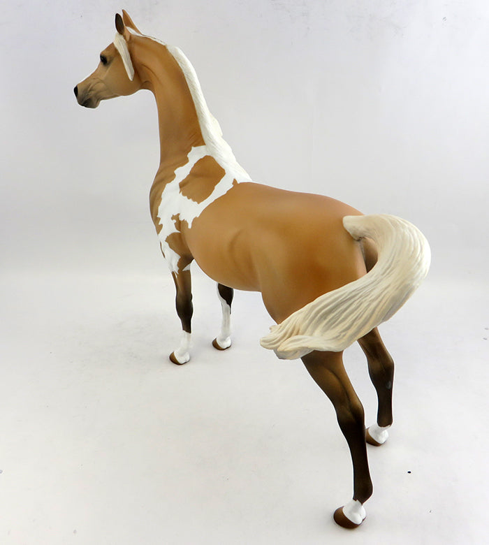 GOLDEN RAY-OOAK PALOMINO PAINT ARABIAN MODEL HORSE 1/10