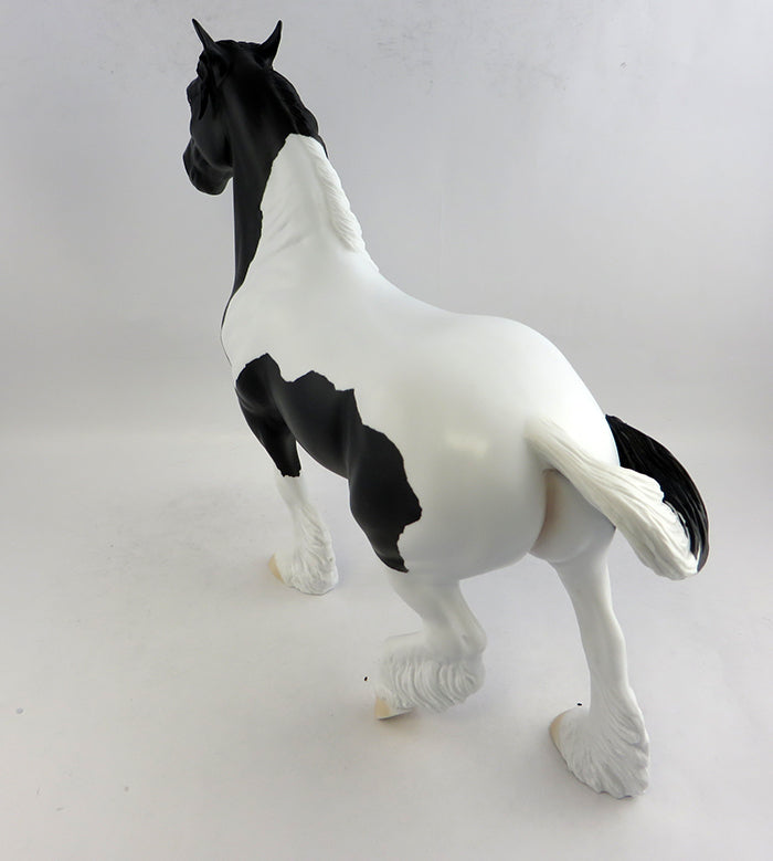 SPADE-OOAK SPLASH TROTTING DRAFTER MODEL HORSE 1/6/17