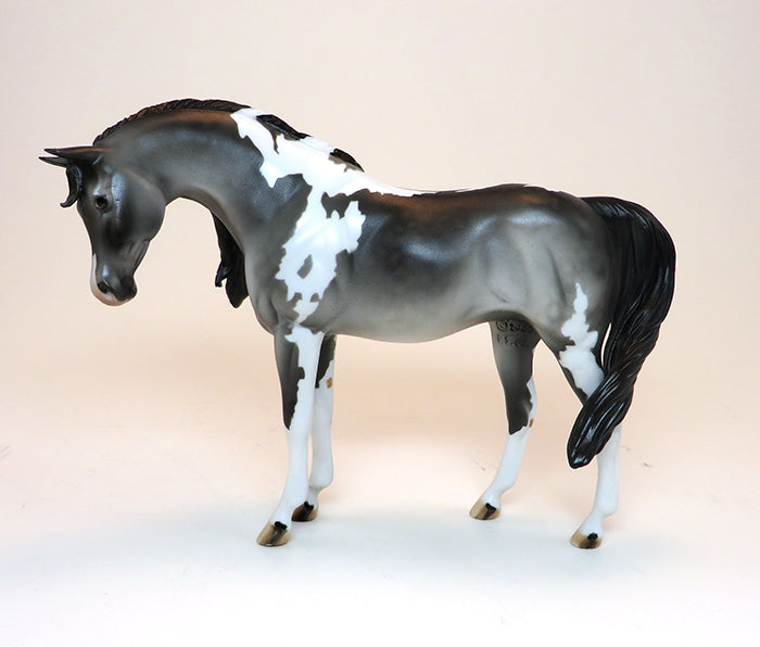 ARABIAN MODEL HORSE