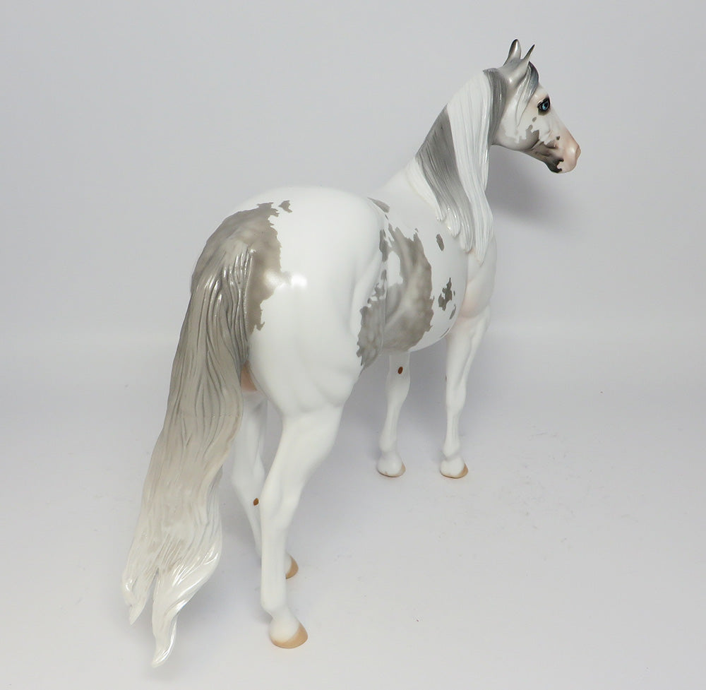 BROKEN BOW-OOAK DAPPLED GREY GHOST PAINT ISH MODEL HORSE BY DAWN QUICK EQ 2017