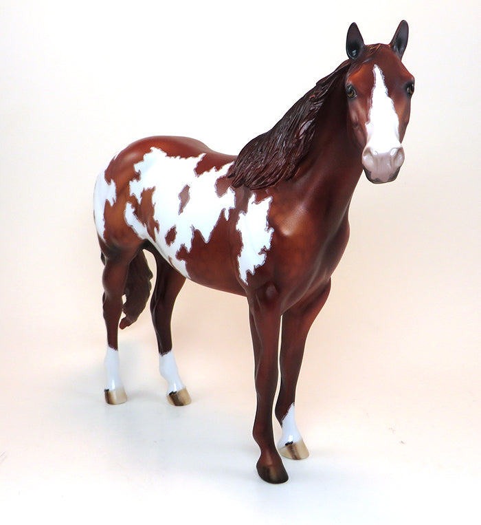 CHESTNUT MODEL HORSE