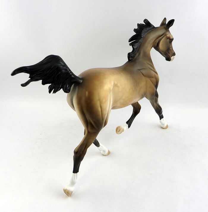 URSULA-OOAK DAPPLE BUCKSKIN YEARLING MODEL HORSE 1/10