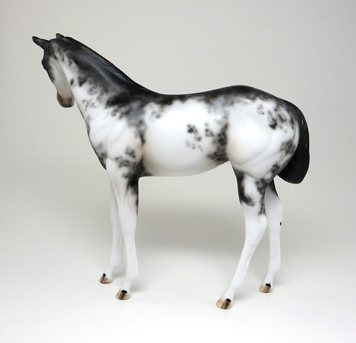 WEANLING MODEL HORSE