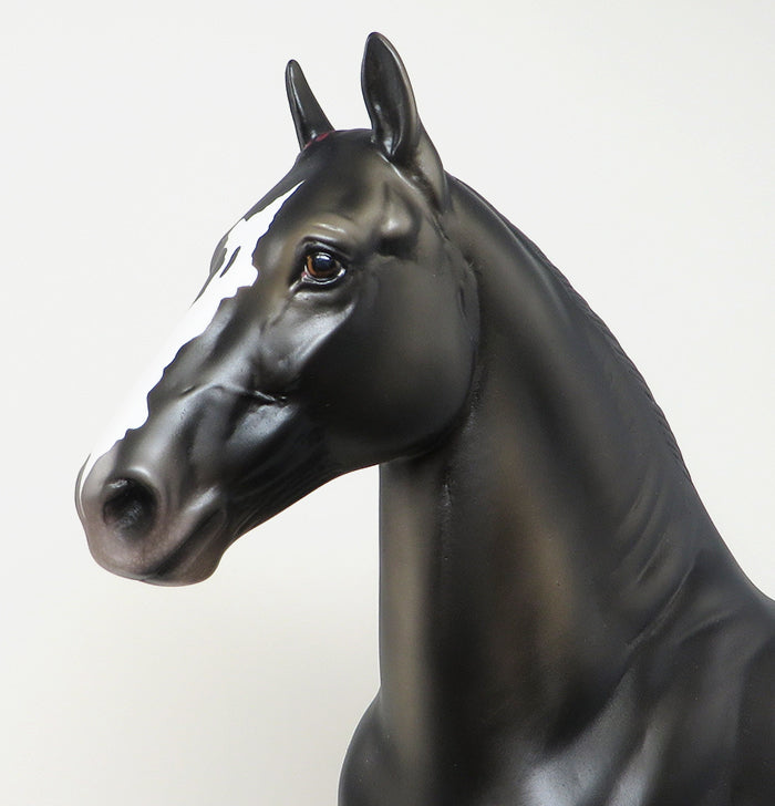 AESOP - OOAK APPALOOSA TROTTING DRAFTER MODEL HORSE - 2/5