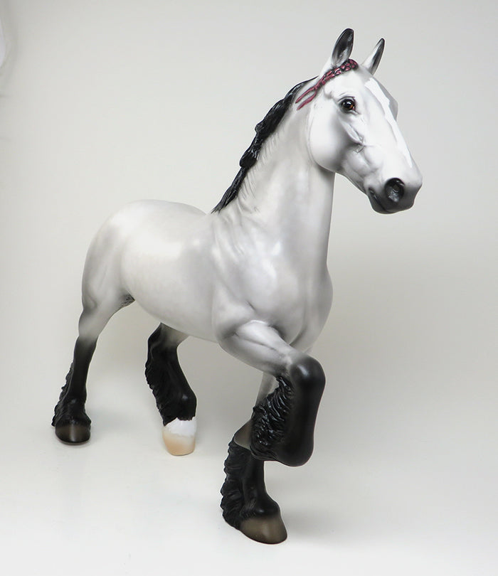 CYPRUS - OOAK DAPPLE GREY TROTTING DRAFTER MODEL HORSE - 2/5