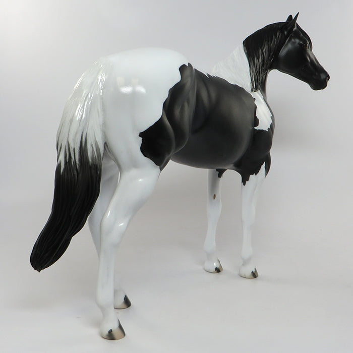 LONDON-OOAK DAPPLE BLACK PAINT ISH MODEL HORSE 8/4