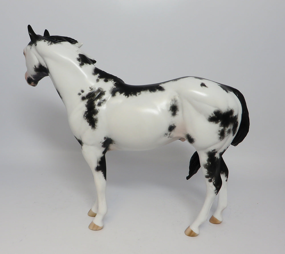 IN THE PAINTED DESERT-OOAK BLACK SABINO PAINT ISH MODEL HORSE BY SHERYL LEISURE EQ 17
