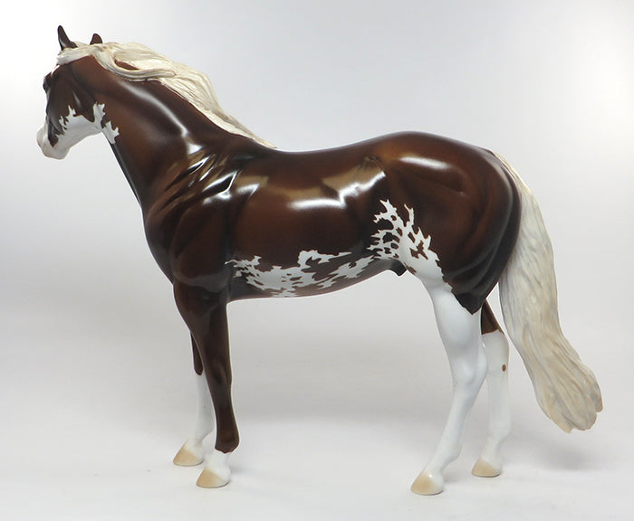 SPIN DOCTOR-OOAK CHESTNUT ISH PAINT MODEL HORSE HORSE 8/4