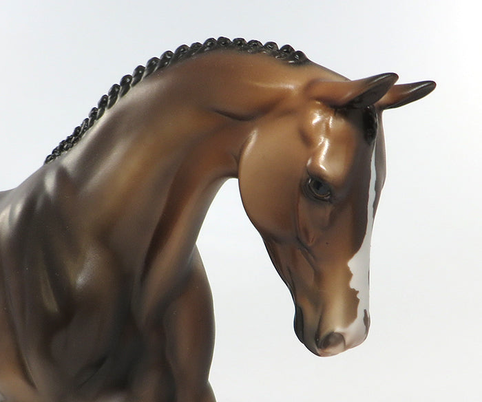 BERNARD-OOAK BAY ENGLISH PONY MODEL HORSE 08/08