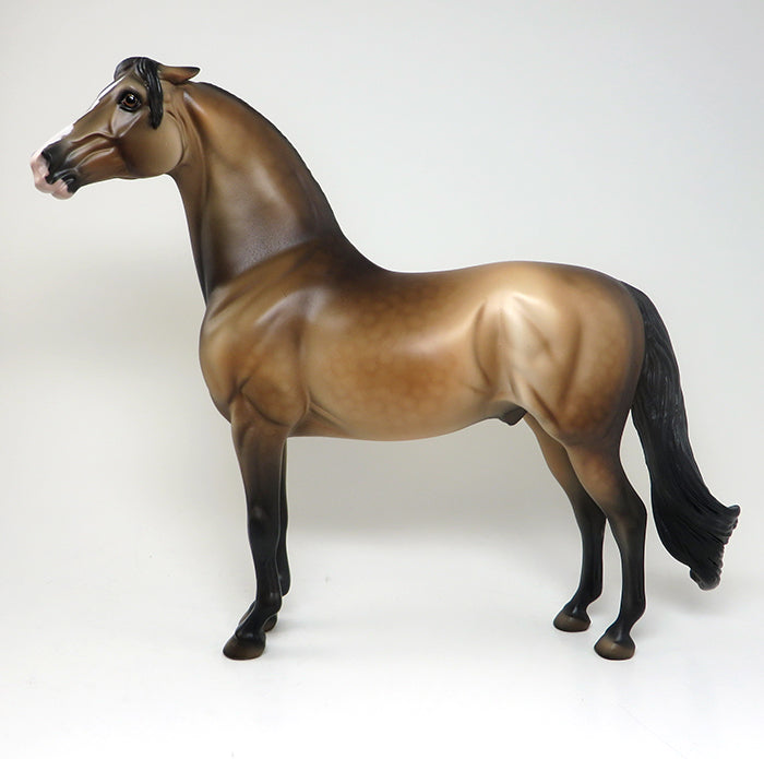 LIMITED EDITION MODEL HORSE