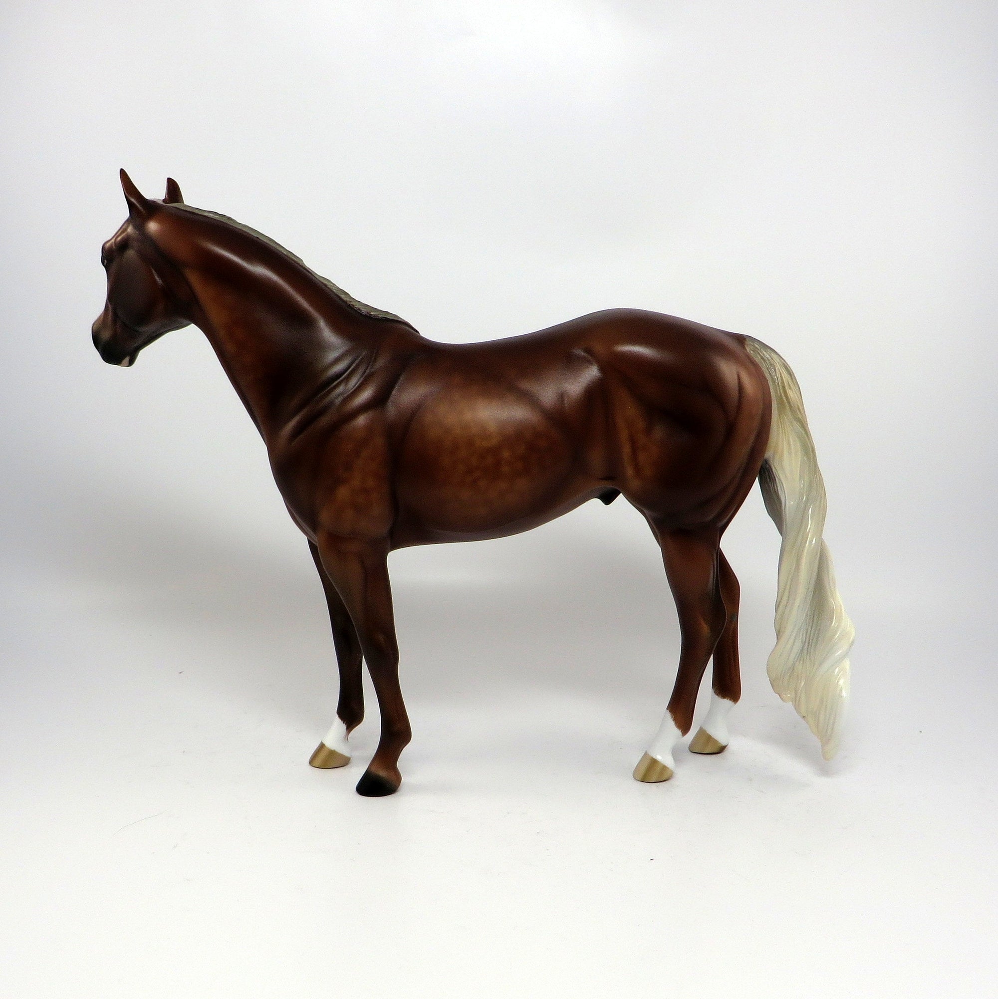 FIGARO~OOAK DAPPLE CHESTNUT ISH MODEL HORSE BY SHERYL LEISURE  6/16/17