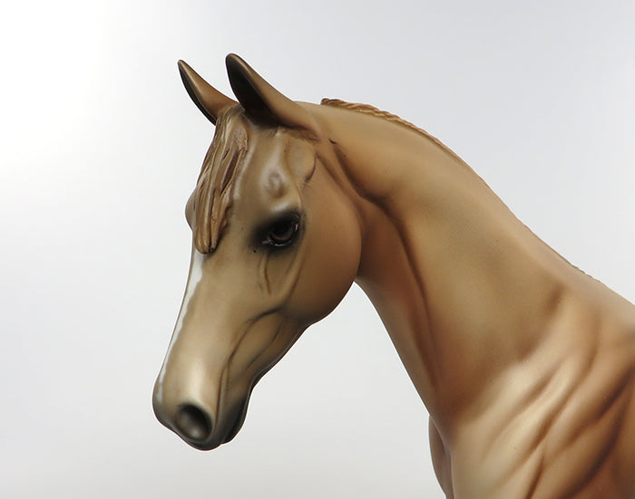 DUSTY-OOAK CHESTNUT WESTERN PONY MODEL HORSE PAINTED BY ALLEN KATT 08/08