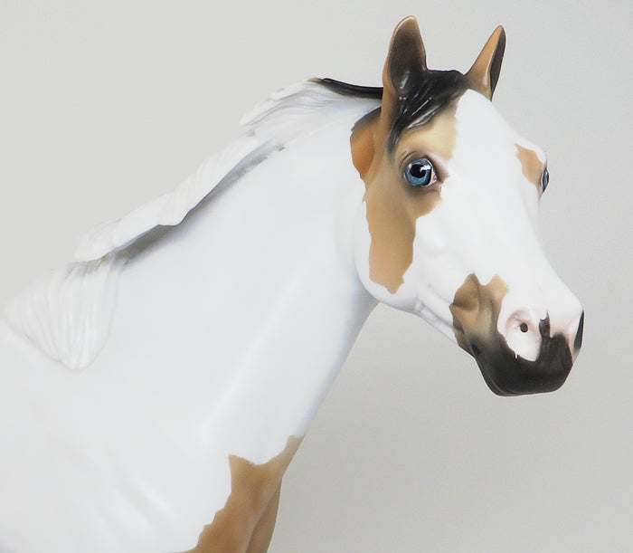 LIMITED EDITION MODEL HORSE