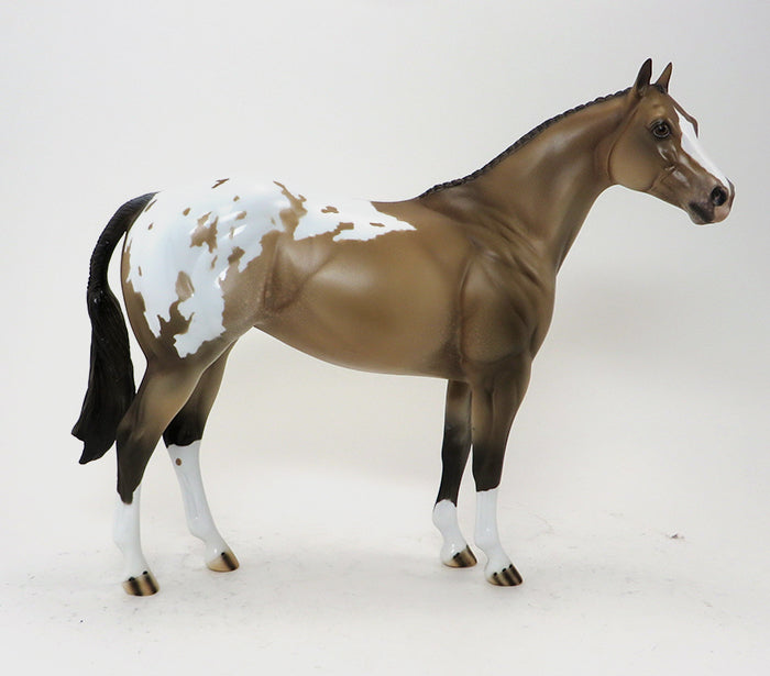 LIMITED EDITION MODEL HORSE